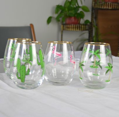 गुणवत्ता Hand Painted Gold Rim Wine Glass Tumbler With Color Decal फैक्टरी