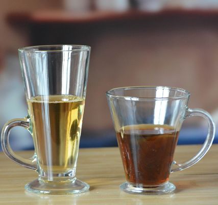 गुणवत्ता Irish Style Machine Made Crystal Whisky Tumblers With Handle फैक्टरी