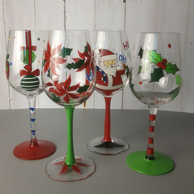 गुणवत्ता FDA Holiday Gift Hand Painted Festival Wine Glass फैक्टरी